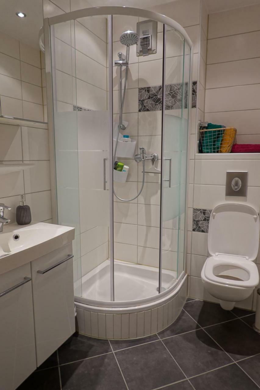 1 Zimmer Wohnung Mit Der Terrasse In Der Innenstadt Висбаден Екстериор снимка